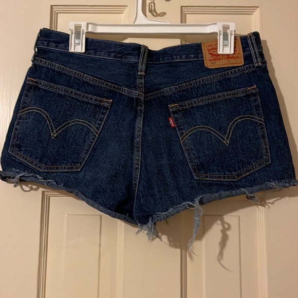 Levi’s 501 High-Rise Denim Shorts - Picture 4 of 13
